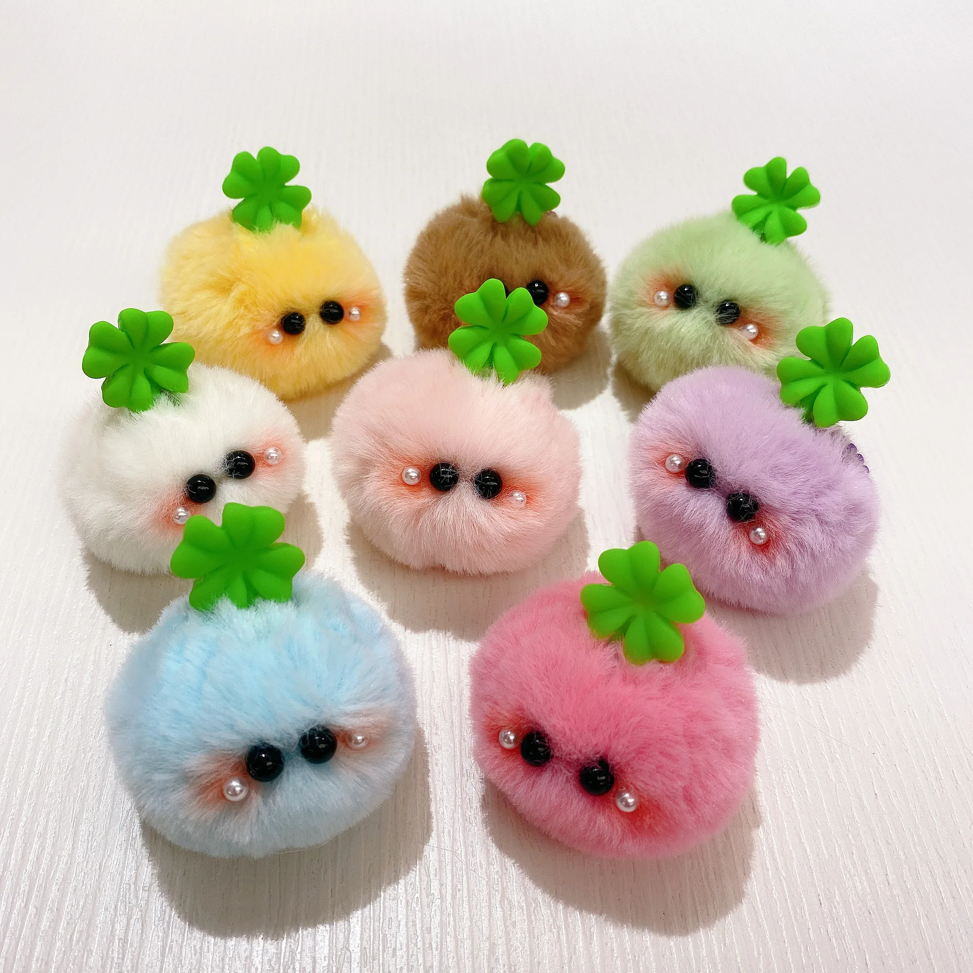

Kawaii брелок с изображением четырехлистного газона и эльфа плюшевые шарики брелки милый декоративный кулон для женщин аксессуары для сумок брелок игрушки новинка