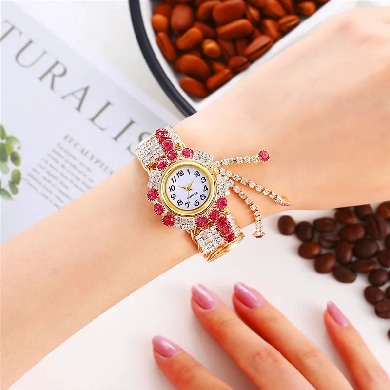 New Fashion Women's Watch Round Creative Tassel Inlaid Diamond Dial With Adjustable Strap As A Gift For Lovers