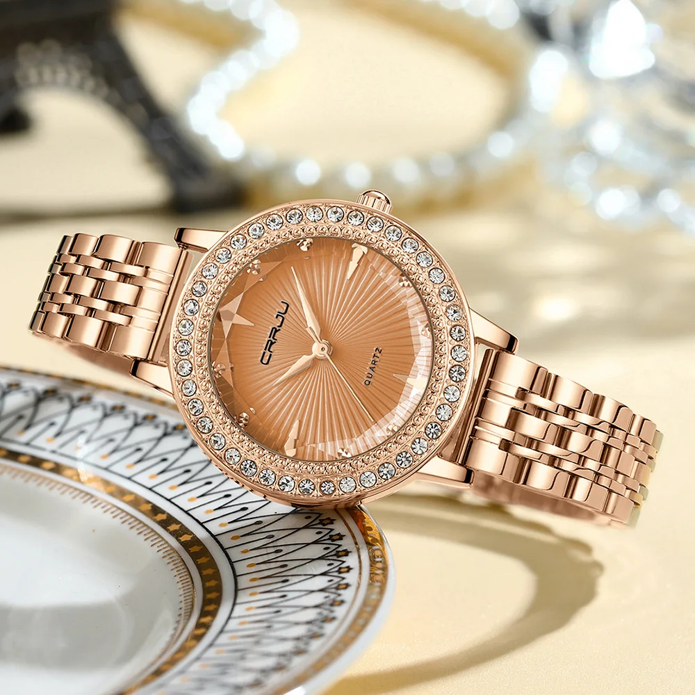 Женские кварцевые часы с простым циферблатом и браслетом