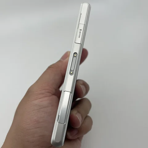 Смартфон SONY xperia z1 compact, 2/16ГБ