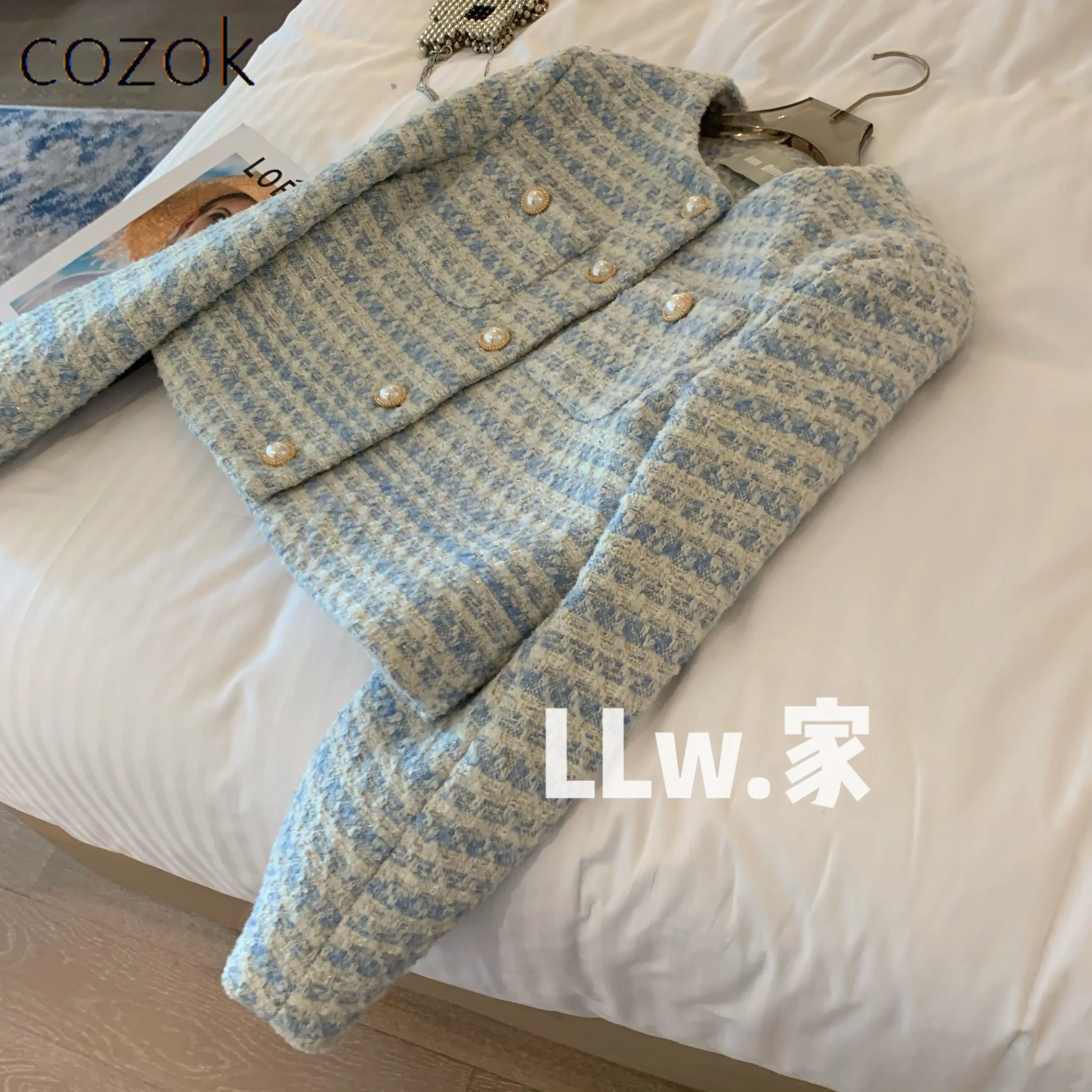 

Pearl Buckle Jacket Women's 2023 Spring and Autumn New French Style Design Short Elegant Top Fashion Commuter Long Sleeve Coat