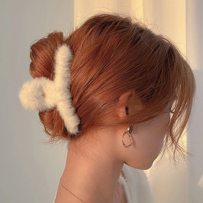 Рисунок 6 - Женская заколка для волос