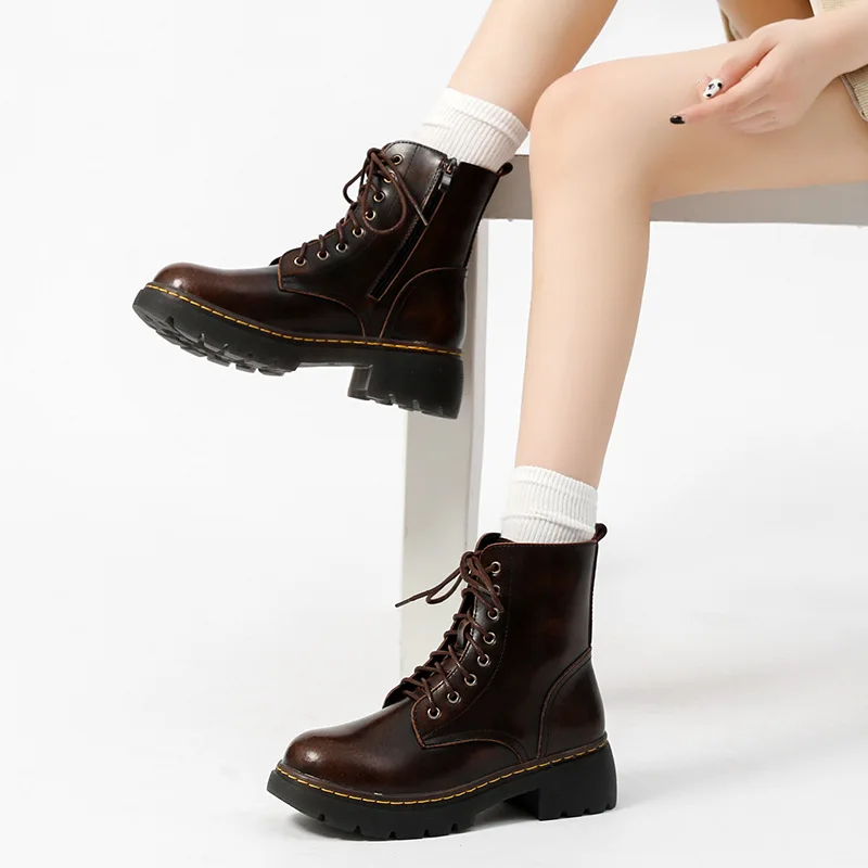 

Осенне-зимние простые ботинки на шнуровке на толстой подошве в стиле ретро модные кожаные ботинки на толстой подошве женские ботинки в брит...