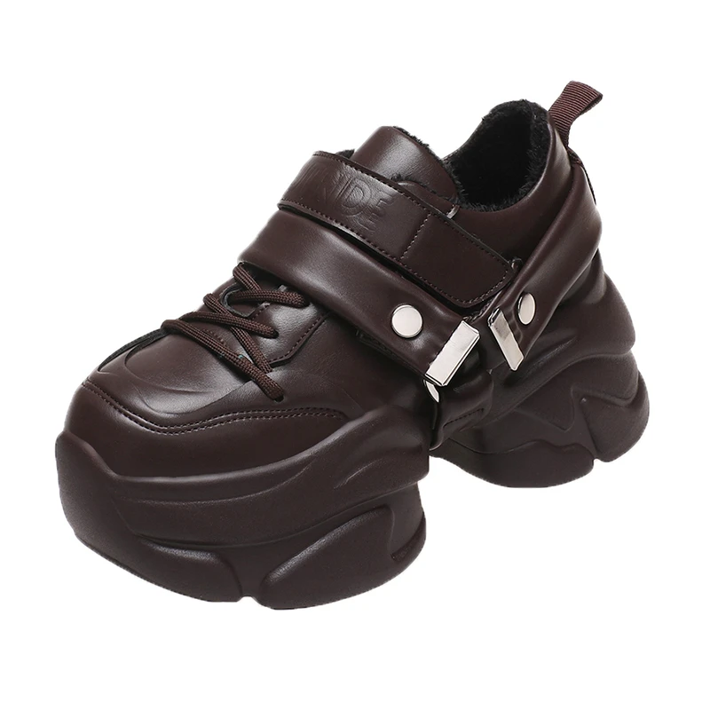 

Женские кроссовки на высокой платформе, кожаная спортивная обувь, теплые плюшевые хлопковые туфли на танкетке 7,5 см, женские массивные мехо...