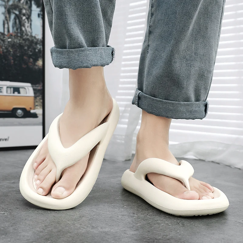 2022 Flip Flops Men Sliders Summer Men Indoor Home Slippers Men Non-Slip Beach Slipper Casual Men Flat Soft Massage Comfortable