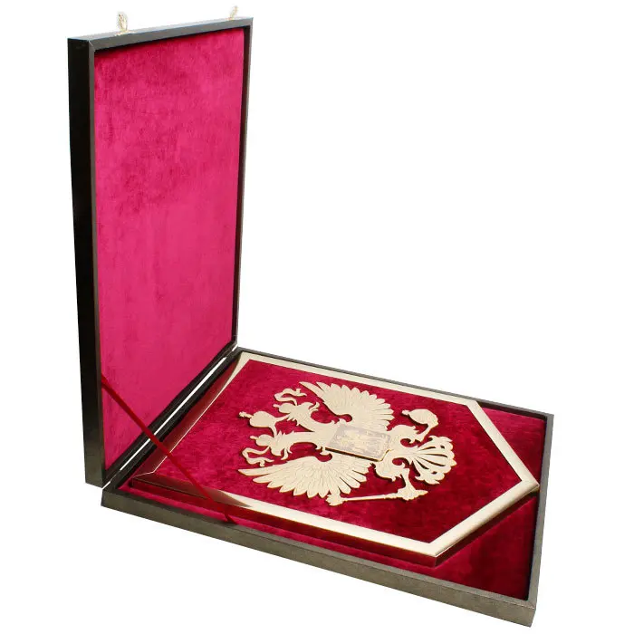 Рисунок 4 - Панно Герб России с позолотой 