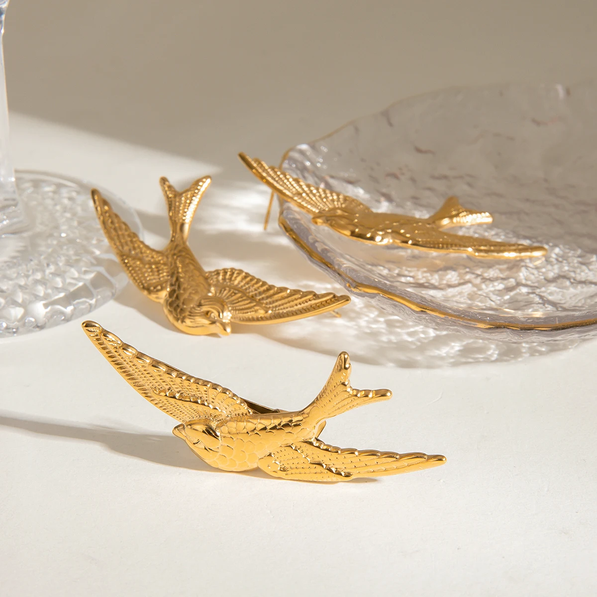 Minimalist 18k Gold Plated Retro Swallow Earrings Hair Clip Stainless Steel Women Rust Proof Exquisite Jewelry Bijoux