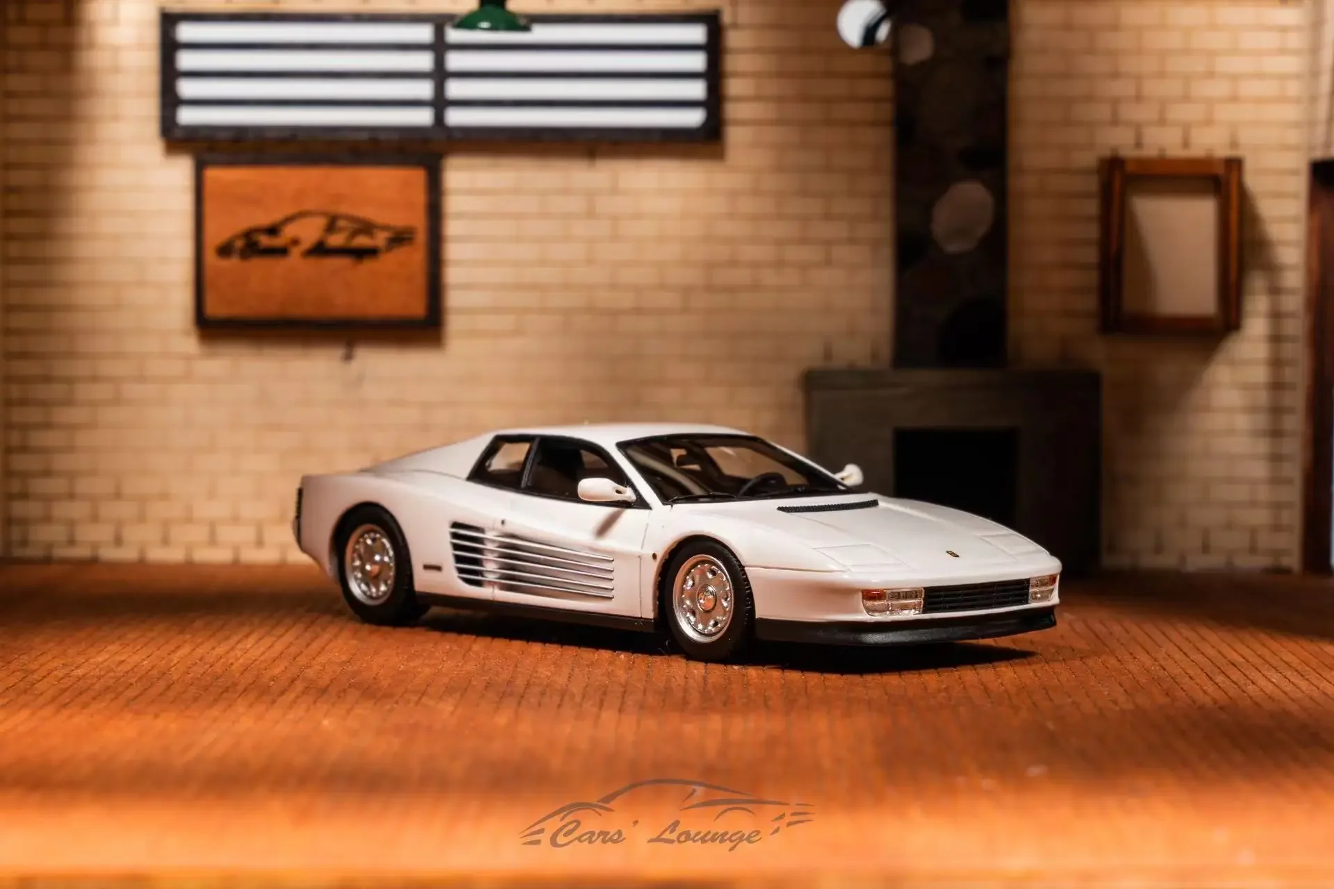 Модель Cars' lounge 1:64 Testarossa Giallo Argento