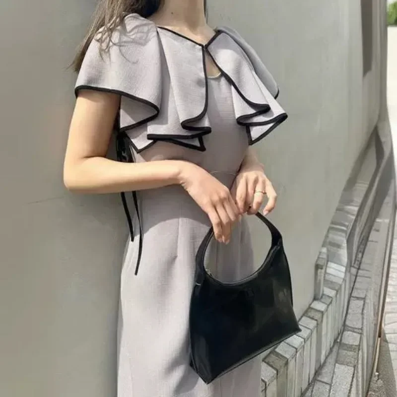 Женское приталенное платье с оборками ТРАПЕЦИЕВИДНОЕ ПЛАТЬЕ средней длины