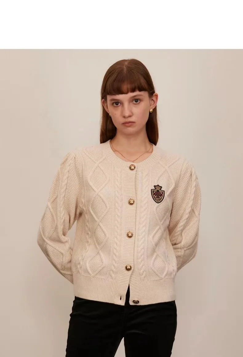 

Bear Embroidery Cardigans for Women , Beige Color , Full Sleeves Casual Jumper, Girl Sweater , Tops, Vestidos Para Mujer, Traf