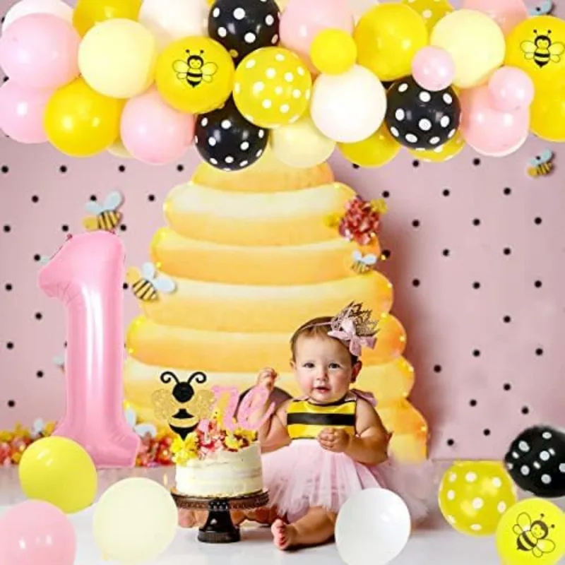 Комплект гирлянд из воздушных шаров-сюрпризов украшения на первый день рождения