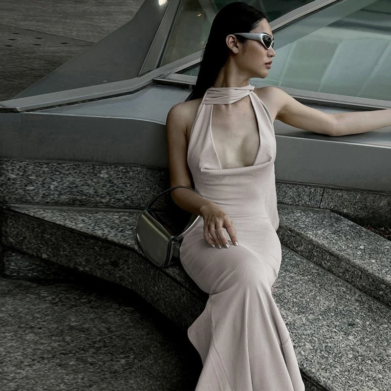 

Hugcitar one-shoulder halter Adjustable Scarf Sexy Maxi Dress 2023 Women's Elegant Streetwear Holiday Dress Robe Women Vestidos