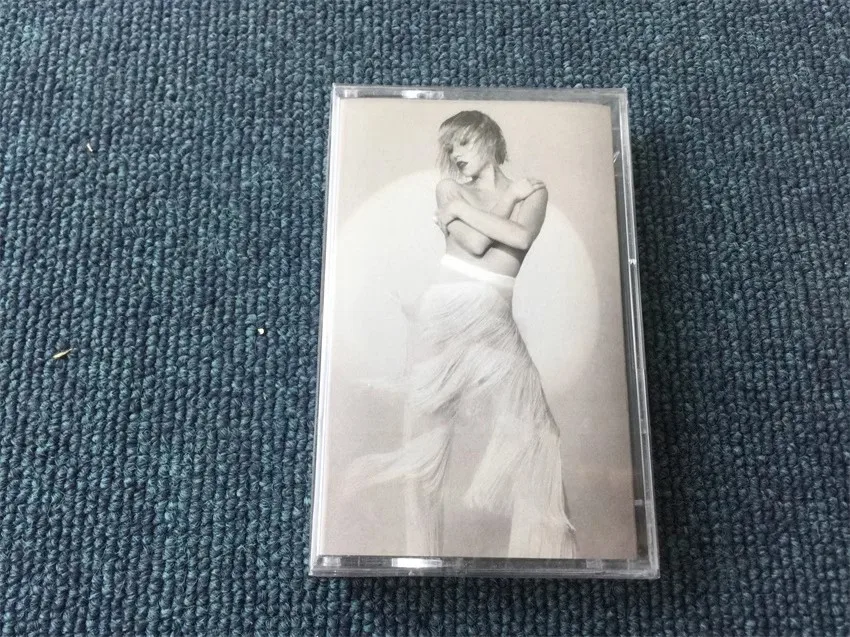 Музыкальная лента Pop Carly Rae Jepsen специальный боковой альбом B кассеты Это любовь не