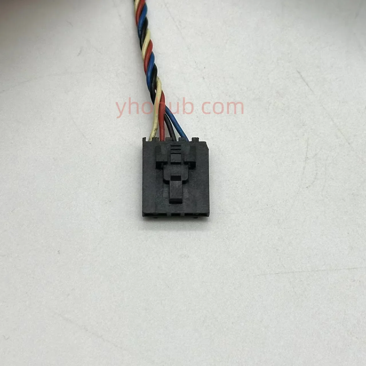 Delta Electronics AFB0612SH SP05 DC 12 В 0 32 А 60x60x25 мм 4-проводной охлаждающий вентилятор для