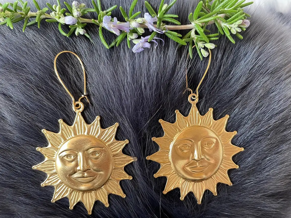 

Stainless Steel Smiling Sun Dangle Earrings, Bohemia Ethnic Style Earrings, Smiling Sun Earrings,Gold Color Sun Earrings