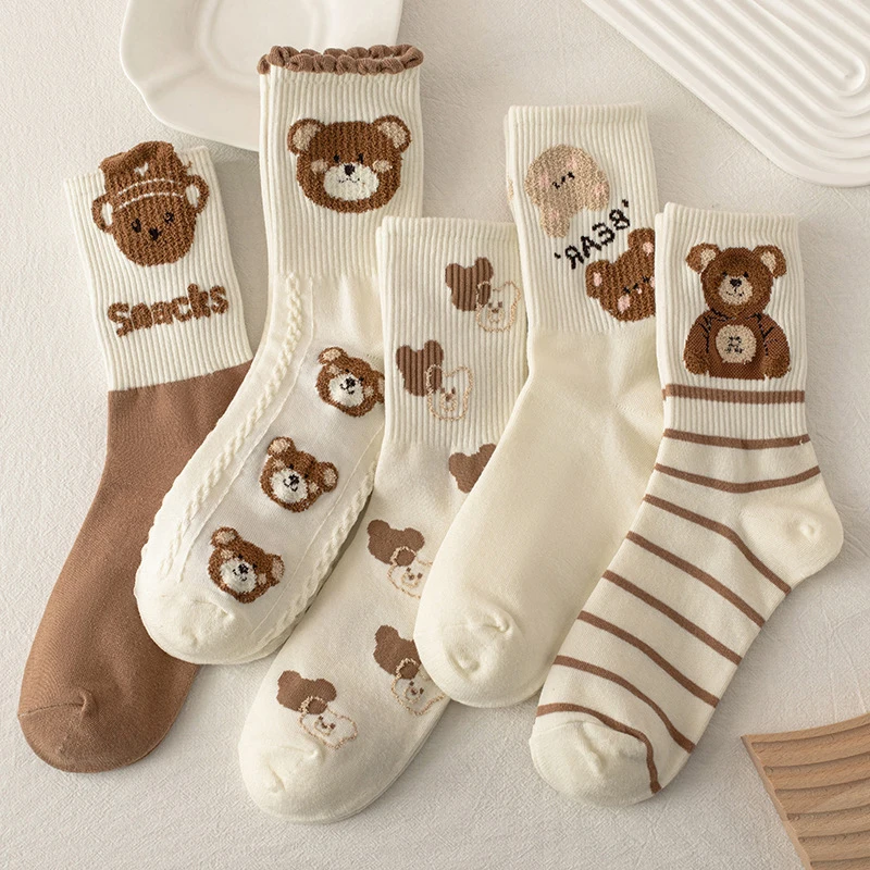 Fashion Skateboard Woman Socks Japan Harajuku Style Cartoon Creative Striped Bear Socks Kawaii Print Funny Girl Socks