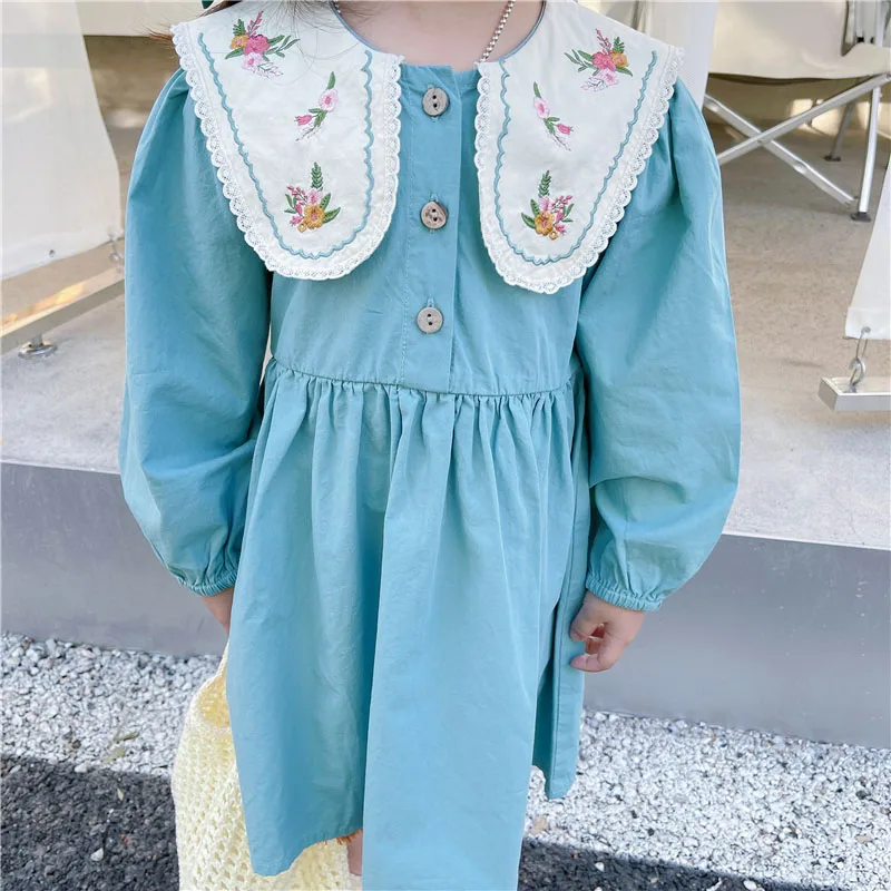 

Платье с вышивкой и большим воротником для детей, платья с длинным рукавом для девочек, весеннее милое детское платье в стиле ретро от 1 до 7 л...