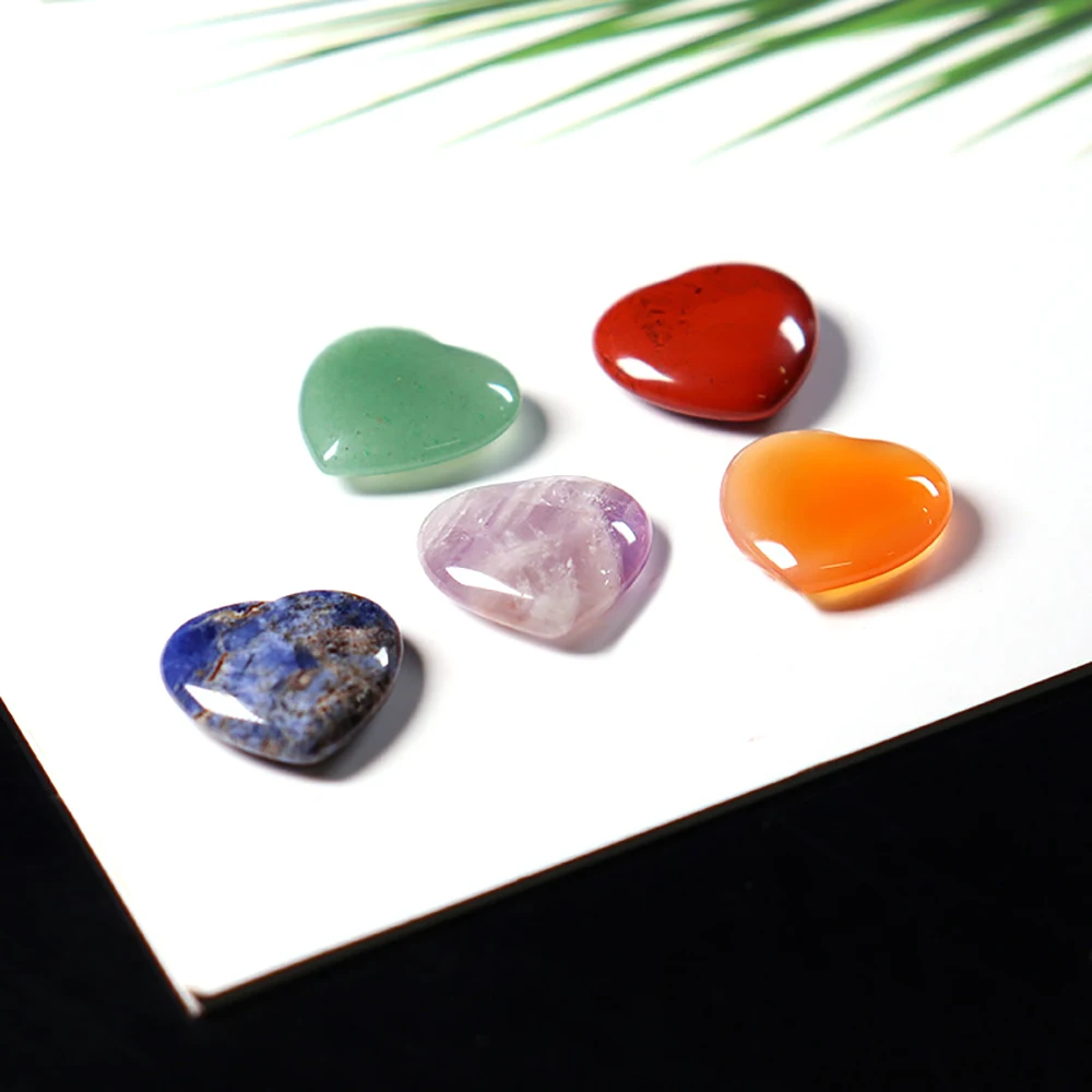 

2cm Natural Handmade Heart-shaped Pink Crystal Ornamental Reiki Healing House Treasure Aquarium Fish Tank Ornamental Decoration