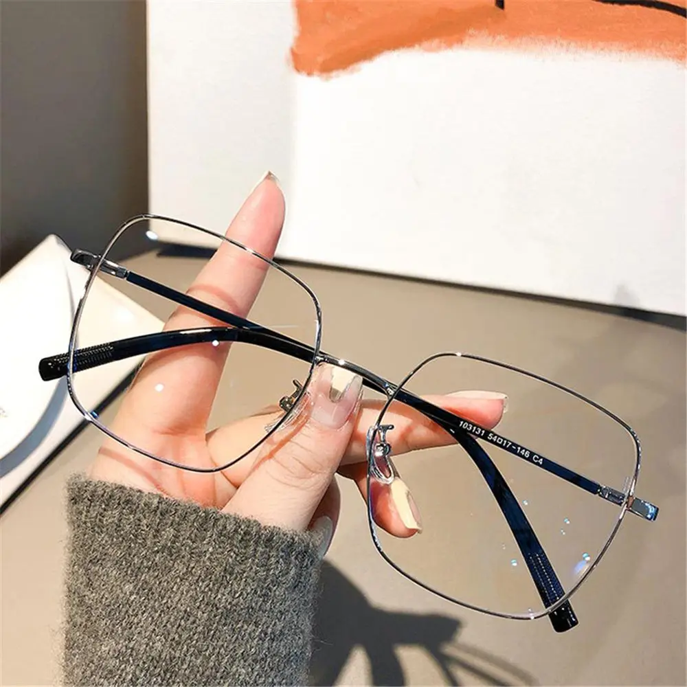 

Fashion Big Square Frame Women Metal Eyewear Computer Goggles Eyeglasses Anti-UV Blue Rays Glasses
