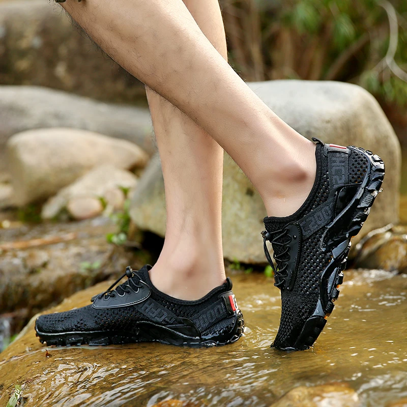 Summer Aqua Shoes Zapatillas Wading Shoes Outdoor Swimming Quick-Drying Beach Water Shoes Men and Women