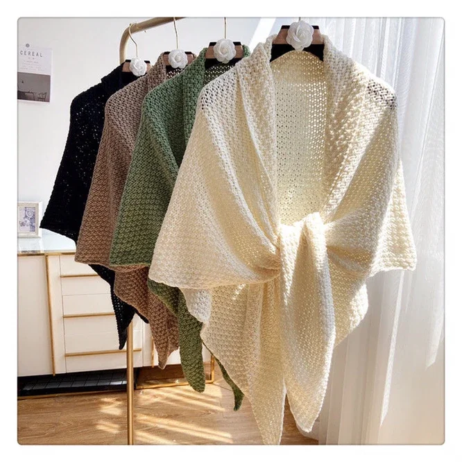 Однотонный зимний треугольный шарф женский вязаный шаль большой теплый шейный