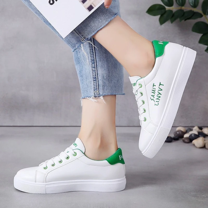 

Women Running Shoes Breathable Casual Shoes Outdoor Light Weight Sports Shoes Casual Walking Sneakers Tenis Feminino Shoes