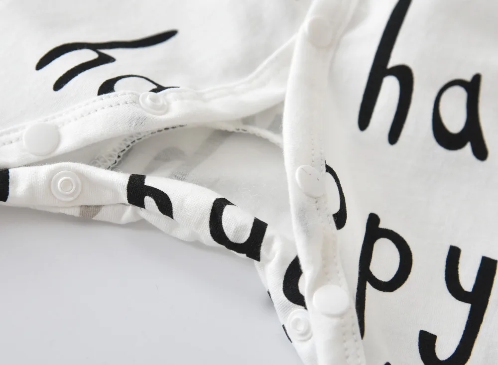 Комбинезон для младенца из хлопка с длинными рукавами и модным принтом букв для мальчиков от 0 до 18 месяцев.