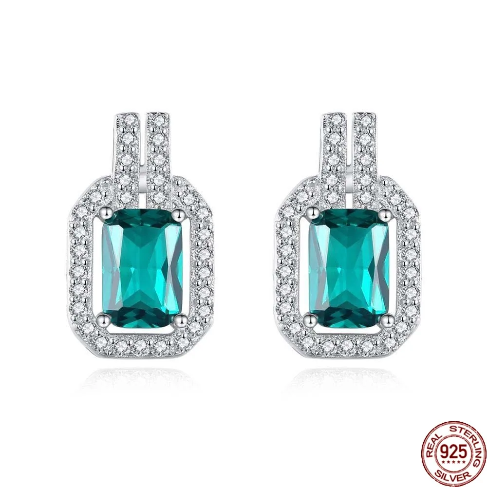 

Серьги-гвоздики из серебра 925 пробы с зеленым драгоценным камнем