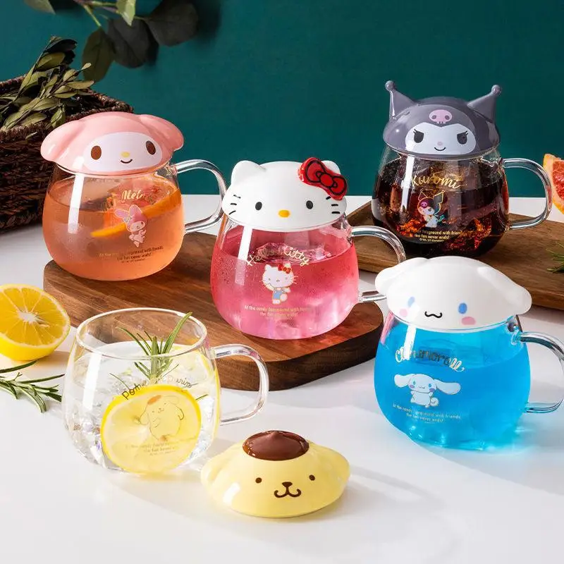 

Sanrios Kawaii Cartoon Water Cup Anime Kuromi Mymelody Cinnamoroll Pompom Purin Cute Doll Cover Transparent 400Ml Milk Cup Gift