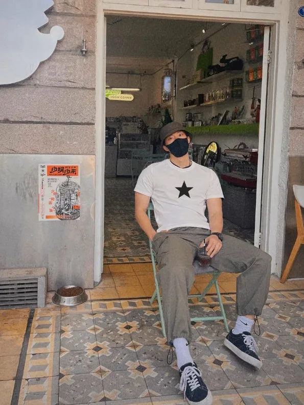 

2023 Summer New Essentials Cotton Men's T-Shirt Vintage Print Short Sleeve Men's Clothing Oversized Crew Neck Top Casual Street