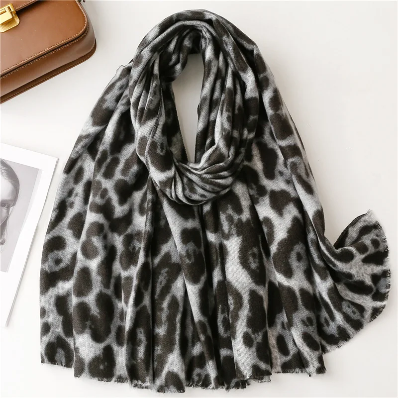 

2022 Fashion Warm Winter Cashmere Scarf Women Sexy Light Crey Pashmina Hijab Shawls Wrap Female Thick Blanket Soft Bufanda Stole