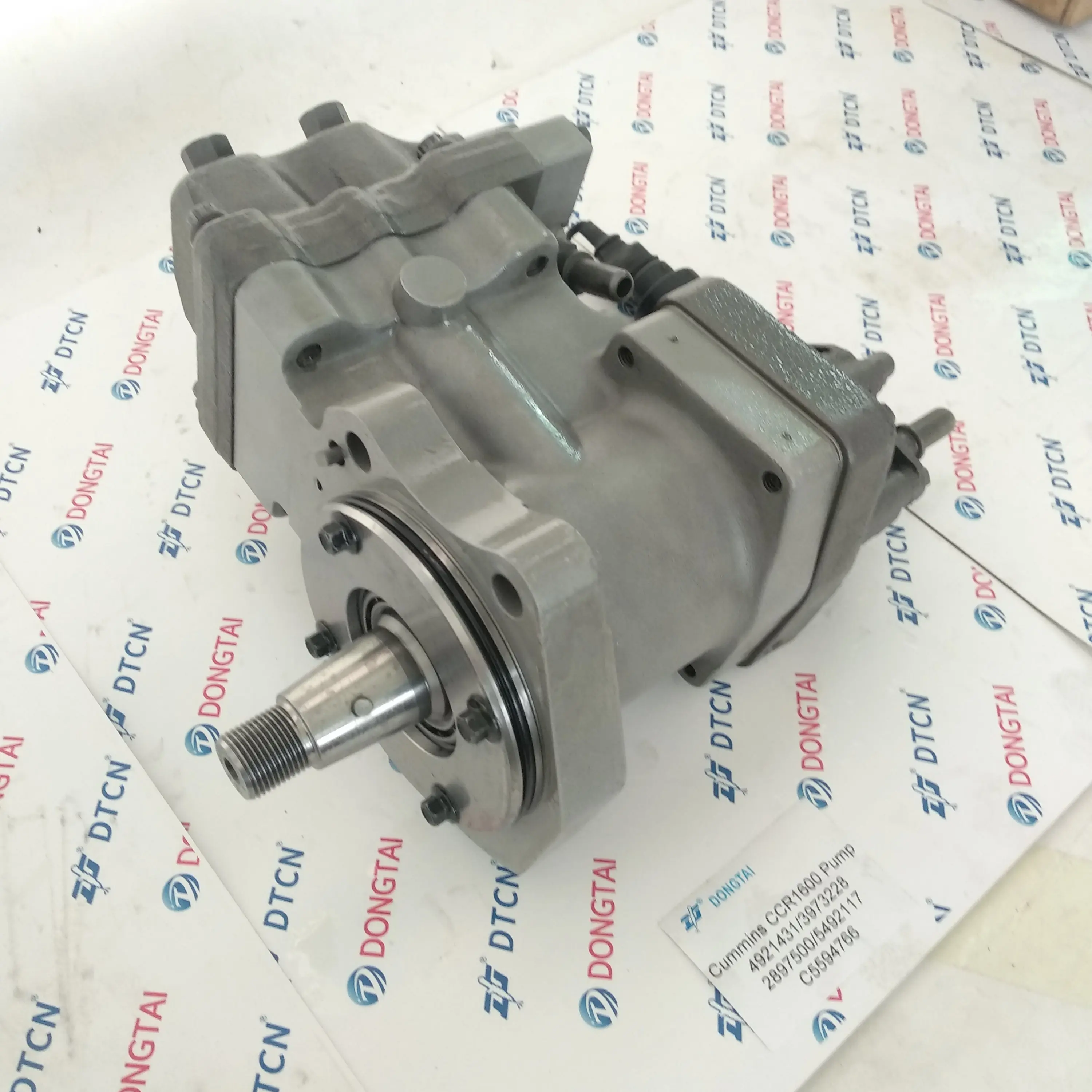 C UMMINS Топливный насос CCR1600 4921431 4954200 / 2897500 3975375 5492117 3973228 5311171 4902732 4984385