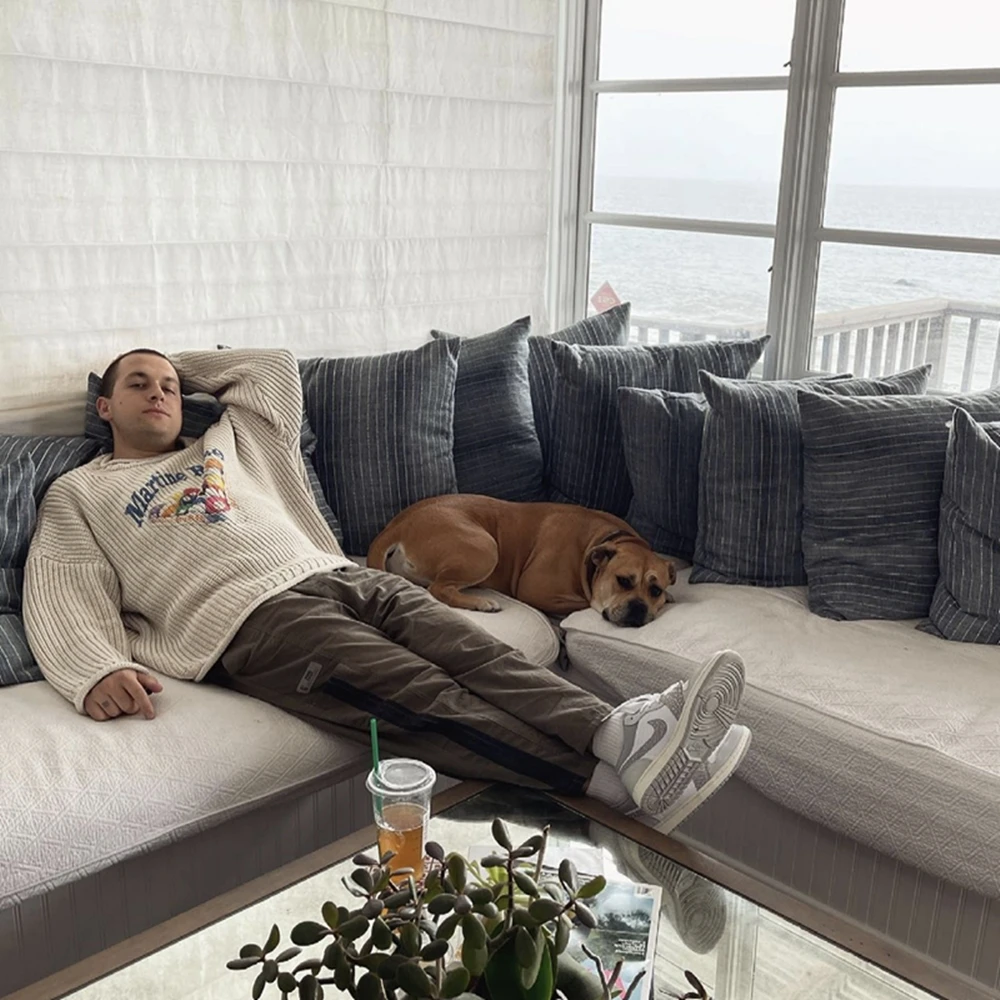 Рисунок 2 - Модная Роскошная брендовая уличная одежда Kanye666