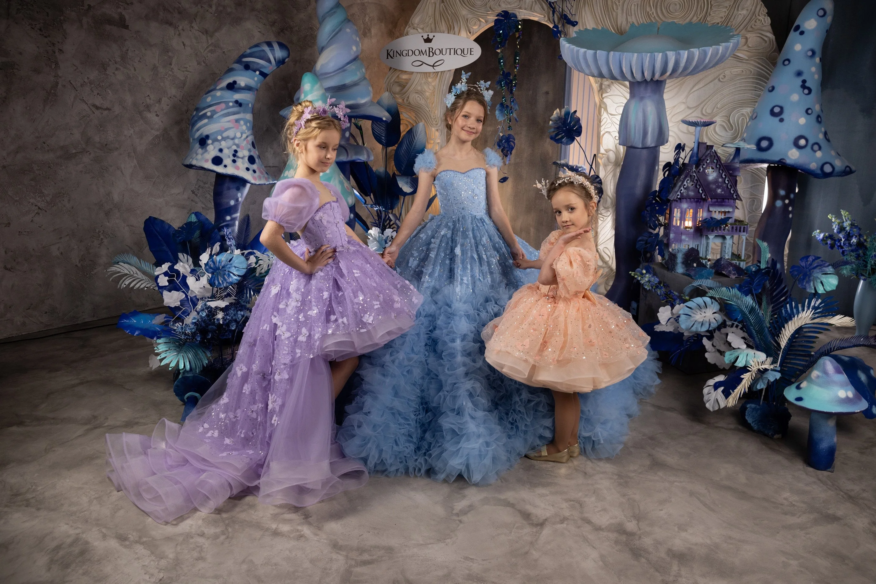 Сиреневые платья с цветочным узором для девочек на свадьбу тюлевое платье