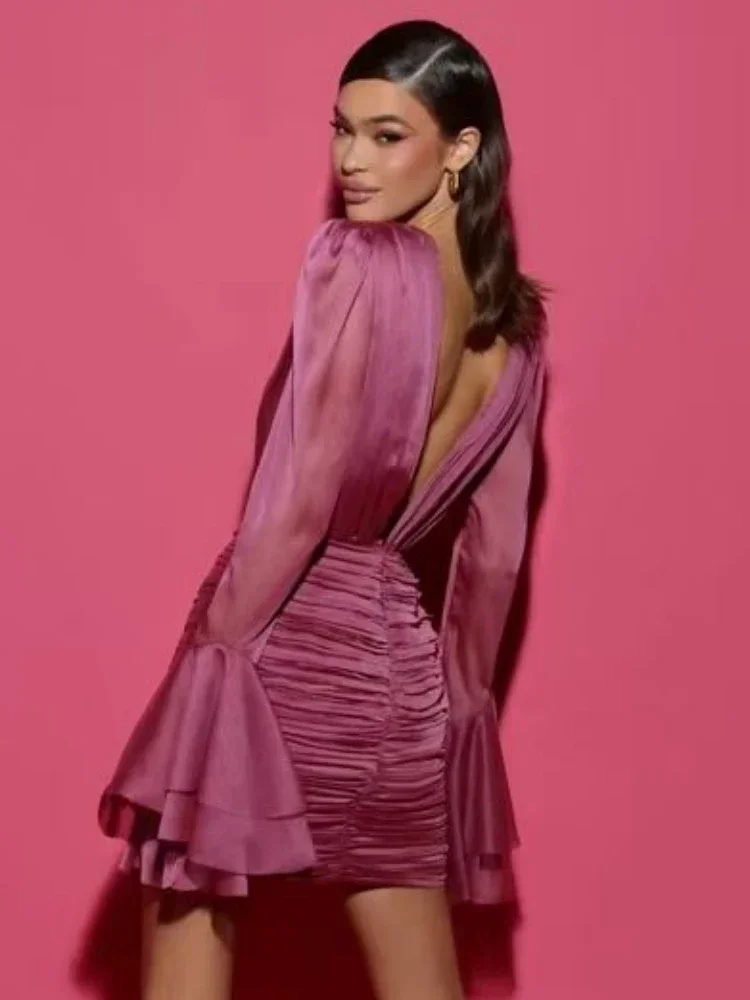 Женское Плиссированное мини-платье с глубоким V-образным вырезом и