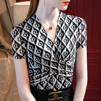 printed mesh short sleeved t shirt womens summer 2022 new v neck european goods small shirt design sense waist top