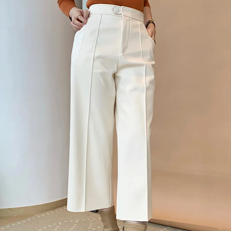 2022  New Style Women Brief Casual Genuine Sheepskin  Leather Straight Bucket Pants Eight Quarter Pants