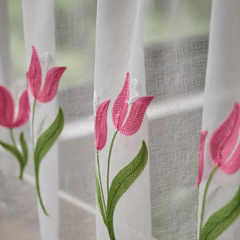 

Розовая короткая занавеска из полиэстера