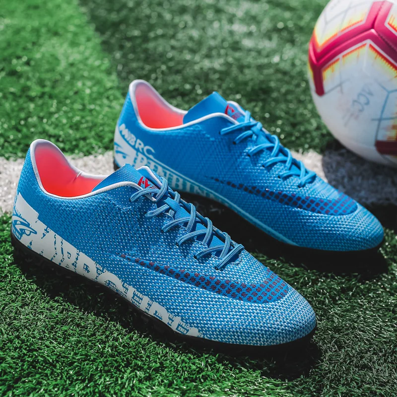 Men Soccer Shoes New Pattern Anti-skid Athletic Shock Absorb Football Sneaker Long Nails Male Training Footwear TF Free Shipping