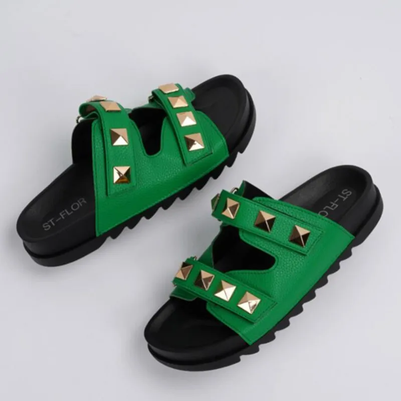 

Summer New Fashion Rivet Sandals Solid Color Women's Low Heel Beach Slippers Sexy Open Toe Casual Women's Shoes Plus Size