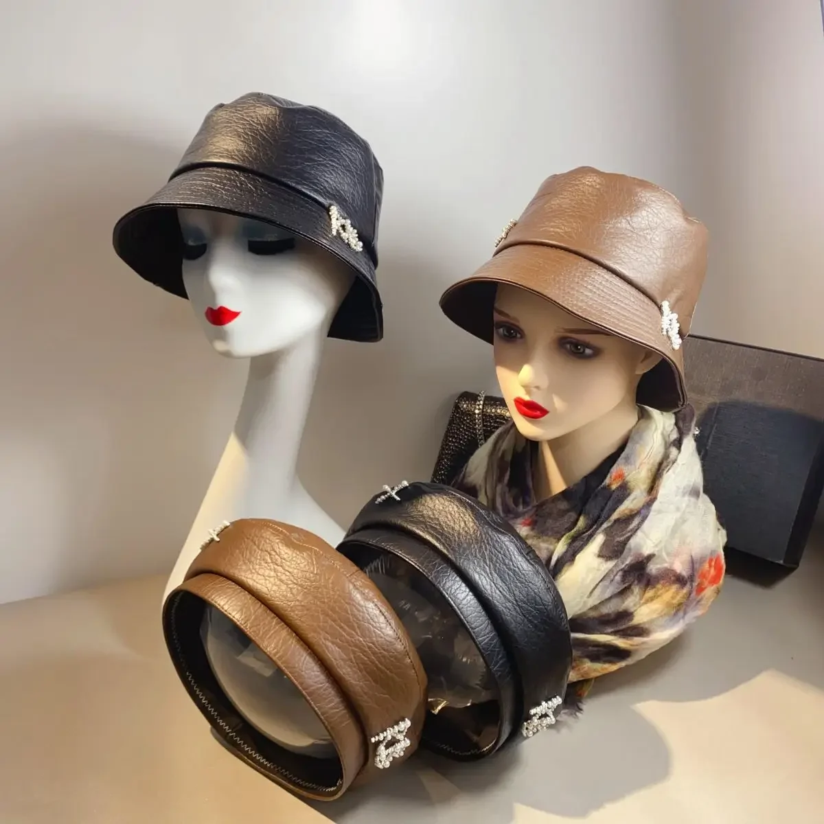 Кожаный берет для мужчин и женщин винтажный художника с плоским верхом