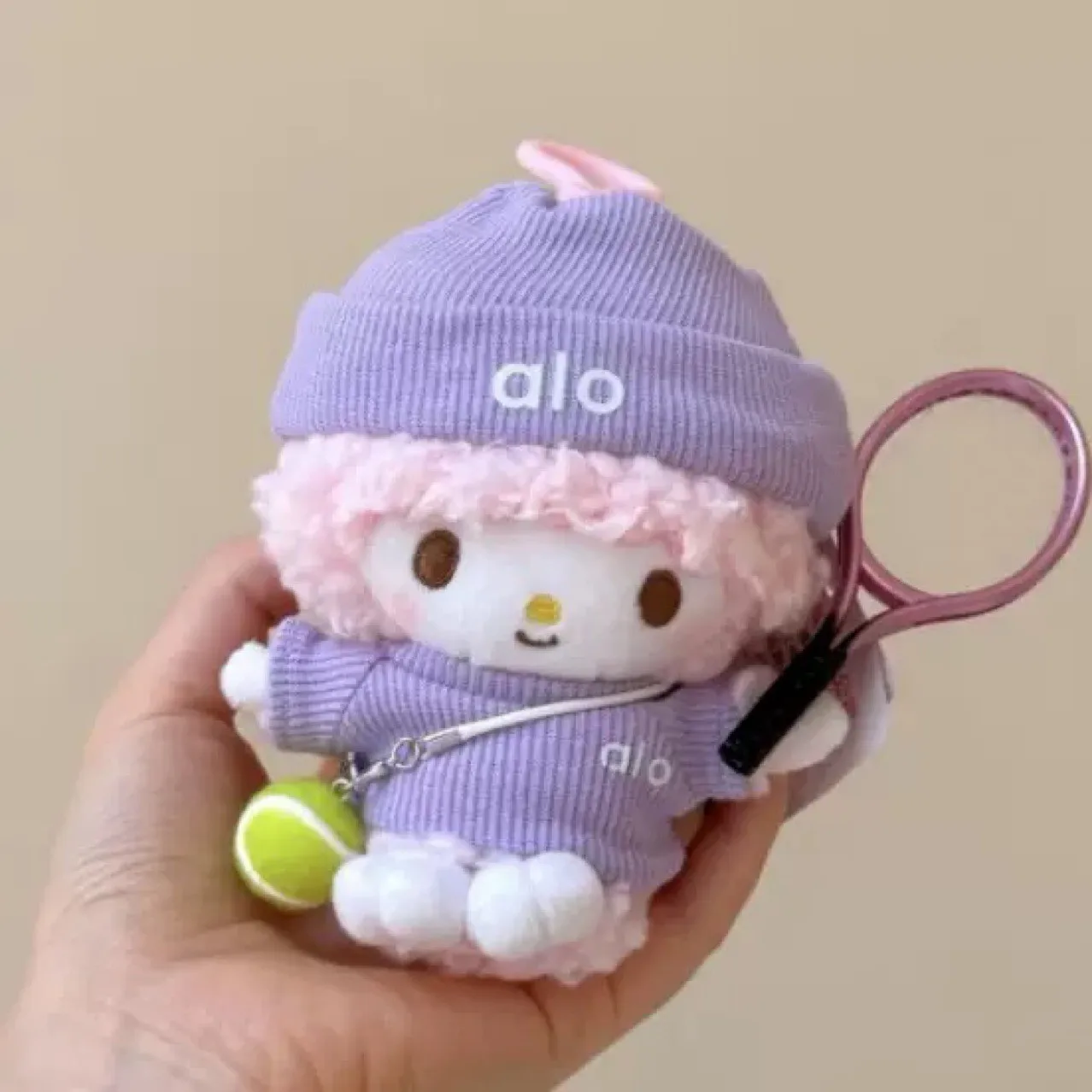 Фото Мягкая плюшевая игрушка-брелок Sanrio: Мультяшная медсестра-овечка, украшение для автомобиля, сумки, рюкзака, подарок на день рождения №5