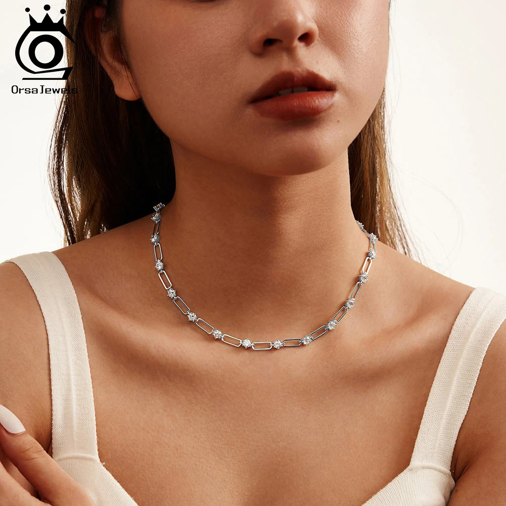 Женская цепочка из серебра 925 пробы с фианитом