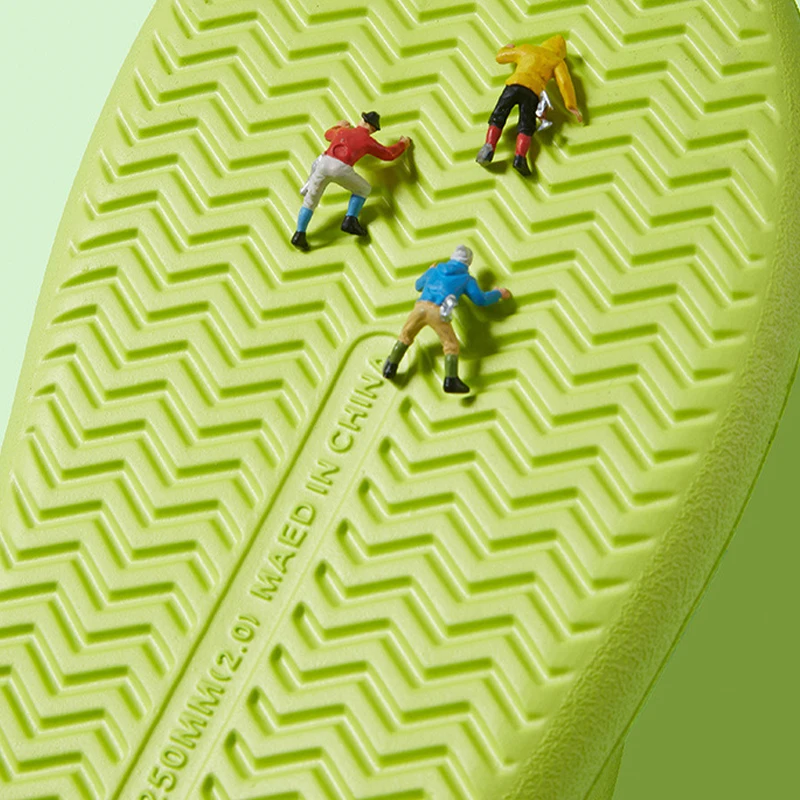 Summer Women Thick Slippers Sole Beach Slides Bathroom Anti-Slip Soft Sandals Fashion Ladies Flip-flops Shoes