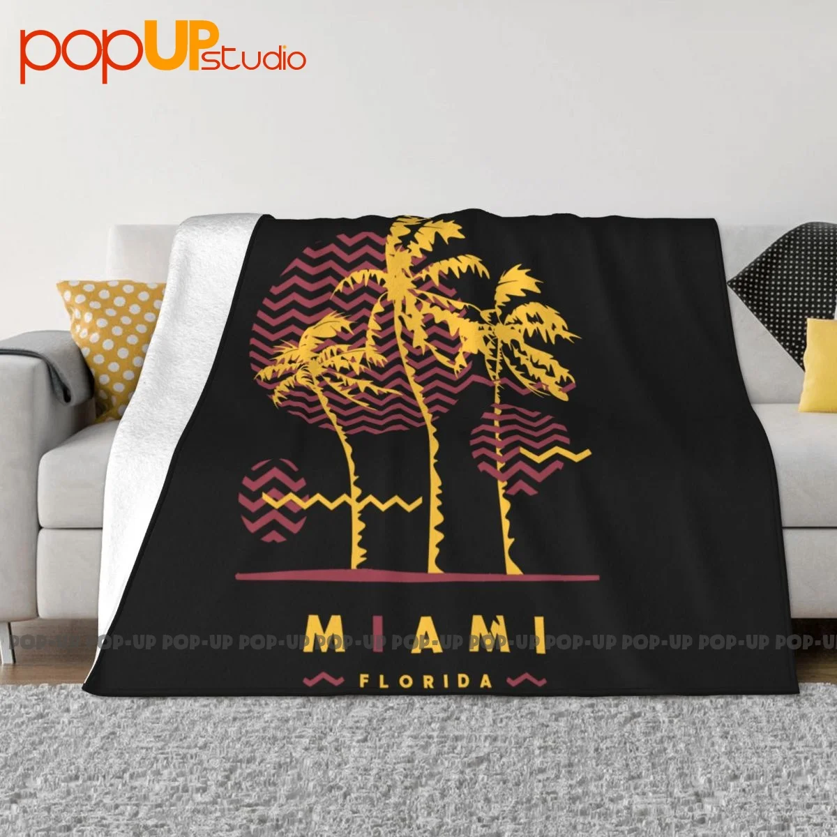 ΠΠ΅ΠΎΠΌΠ΅ΡΡΠΈΡΠ΅ΡΠΊΠΎΠ΅ ΠΏΠ»ΡΠΆΠ½ΠΎΠ΅ ΠΎΠ΄Π΅ΡΠ»ΠΎ ΠΠ°ΠΉΠ°ΠΌΠΈ, Π€Π»ΠΎΡΠΈΠ΄Π°, Π±Π°ΡΡ
Π°ΡΠ½ΠΎΠ΅ ΠΏΠΎΠΊΡΡΠ²Π°Π»ΠΎ, ΠΏΠΎΠΊΡΡΠ²Π°Π»ΠΎ Π΄Π»Ρ ΡΠ½Π° Ρ Π·Π°ΡΠΈΡΠΎΠΉ ΠΎΡ ΠΏΠΈΠ»Π»ΠΈΠ½Π³Π° ΠΠ΅ΠΎΠΌΠ΅ΡΡΠΈΡΠ΅ΡΠΊΠΎΠ΅ ΠΏΠ»ΡΠΆΠ½ΠΎΠ΅ ΠΎΠ΄Π΅ΡΠ»ΠΎ ΠΠ°ΠΉΠ°ΠΌΠΈ, Π€Π»ΠΎΡΠΈΠ΄Π°, Π±Π°ΡΡ
Π°ΡΠ½ΠΎΠ΅ ΠΏΠΎΠΊΡΡΠ²Π°Π»ΠΎ, ΠΏΠΎΠΊΡΡΠ²Π°Π»ΠΎ Π΄Π»Ρ ΡΠ½Π° Ρ Π·Π°ΡΠΈΡΠΎΠΉ ΠΎΡ ΠΏΠΈΠ»Π»ΠΈΠ½Π³Π°