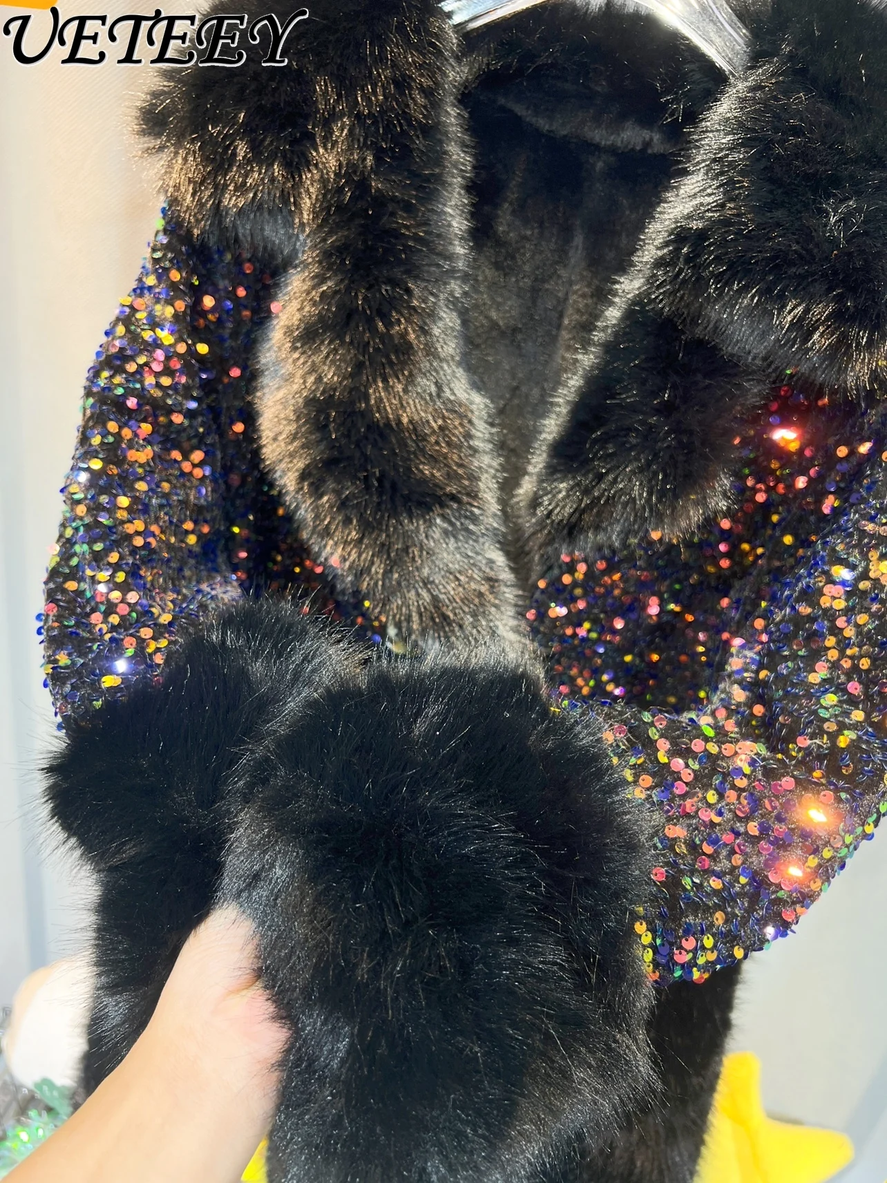 Рисунок 4 - Женское пальто из искусственного