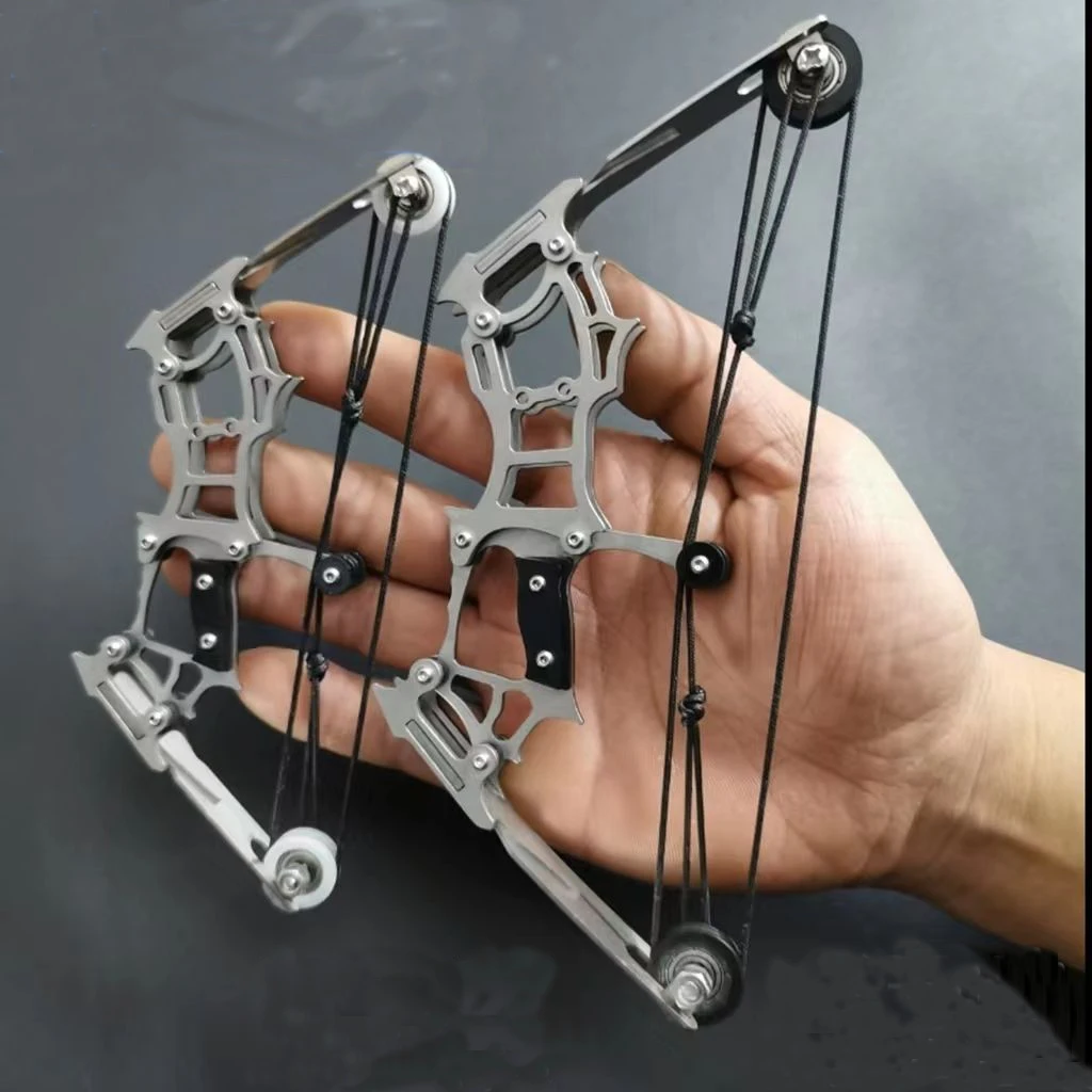 

Mini Stainless Steel Compound Bow and Arrows Set Pocket Bow for Indoor Outdoor Archery Practice Game Decompression Toy