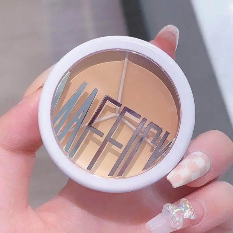 

Maffick Soft Stricolor Concealer Cream Covers Facial Spots, Acne Marks, Acne, Dry Skin And Oily Skin Covers Dark Circles Spots