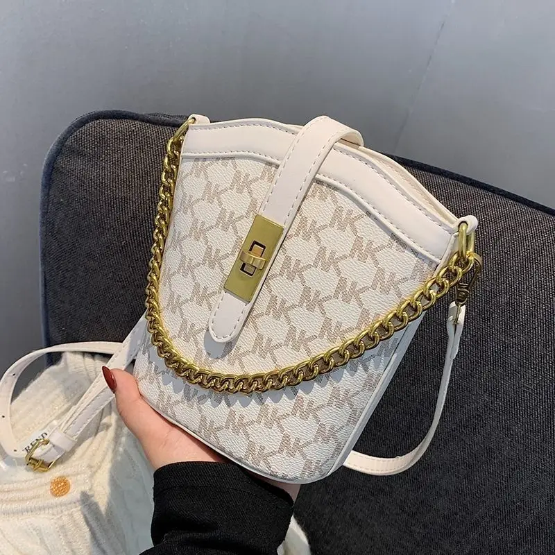 Commuter Small Bag Women's Summer New Fashion High Sense Fashion Crossbody Bag Small Soft Leather One Shoulder Bucket Bag