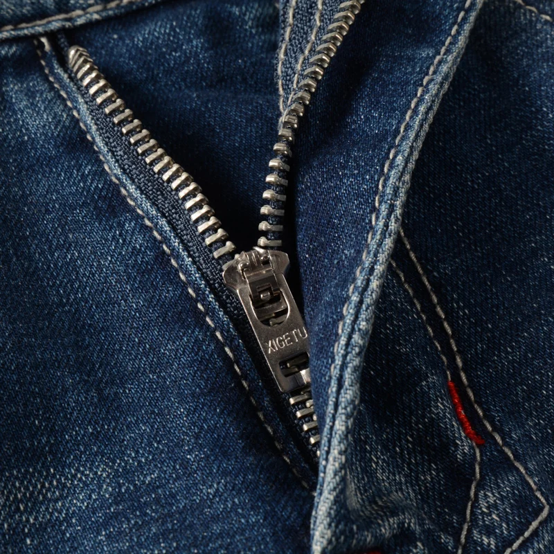 Fashion Streetwear Men Jeans Retro Blue Embroidery Designer Elastic Slim Fit Ripped Jeans Men Patched Vintage Denim Pants Hombre